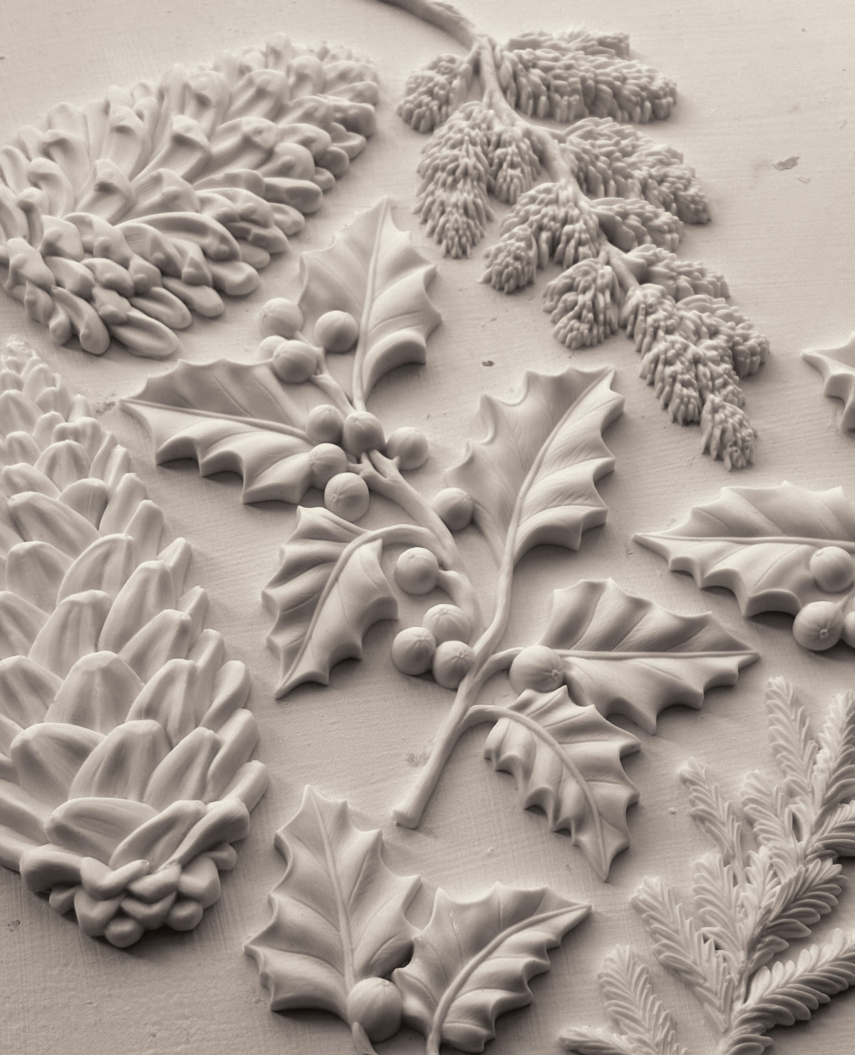 Iron Orchid Designs - Decor Mould - Winter Forage