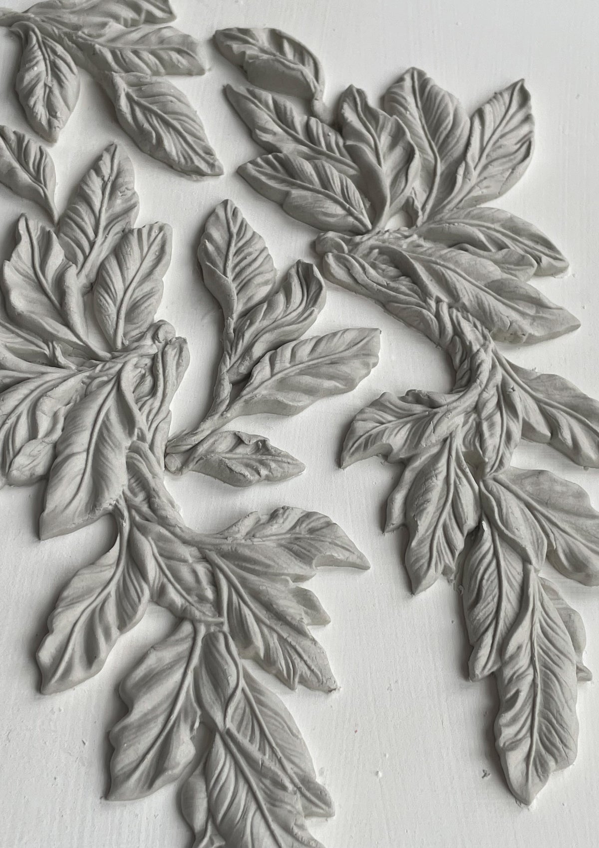 Iron Orchid Designs - Decor Mould - Viridis