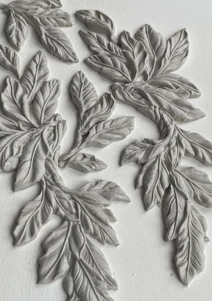 Iron Orchid Designs - Decor Mould - Viridis