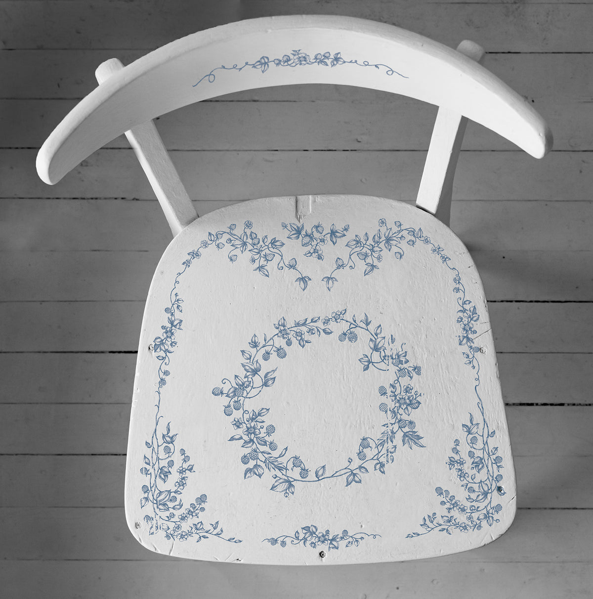 Iron Orchid Designs - Decor Stamp - Brambles & Berries