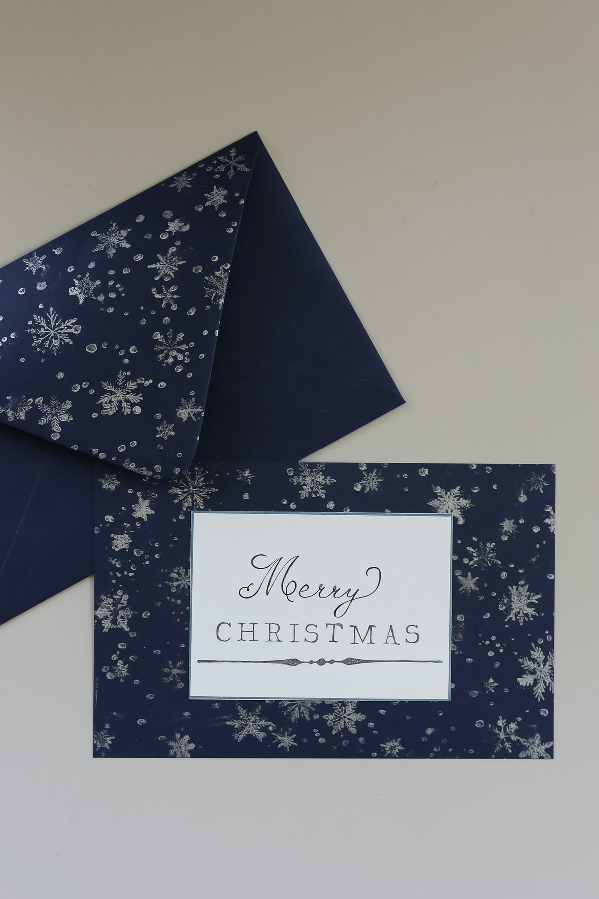 Iron Orchid Designs - Decor Stamp - Flurry
