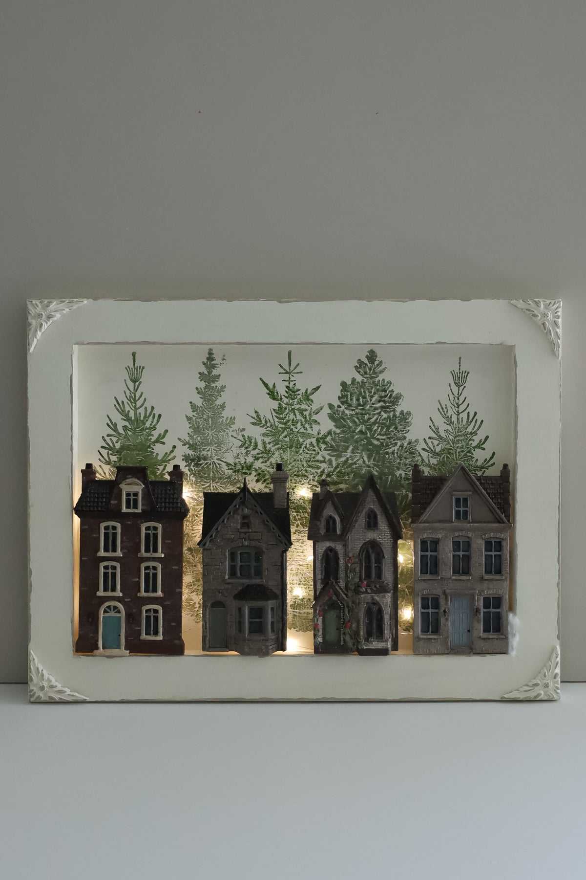 Iron Orchid Designs - Decor Mould - Old Colchester Road